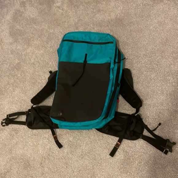 Six Moon Designs All Day Carry Travel Backpack 45L - color Teal, size Small - Picture 1 of 8